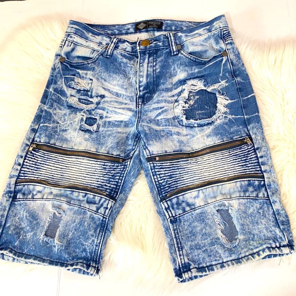Road Narrows Boy’s  Acid Wash Shorts Size 14